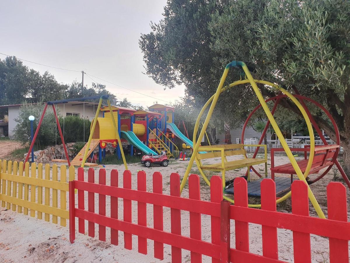 فندق Soare كساميل المظهر الخارجي الصورة
